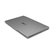 Lenovo LOQ 17IRX10 نمای عقب با درب بسته